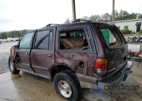 2000 Ford Explorer Xlt from USA, damaged, VIN 1FMDU63E6YUB81329
